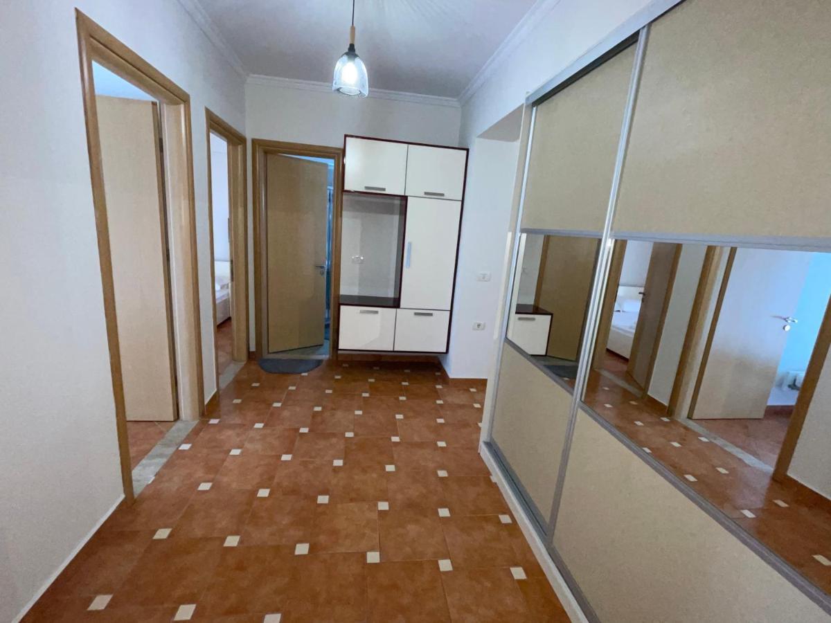 Saranda Central Apartment מראה חיצוני תמונה